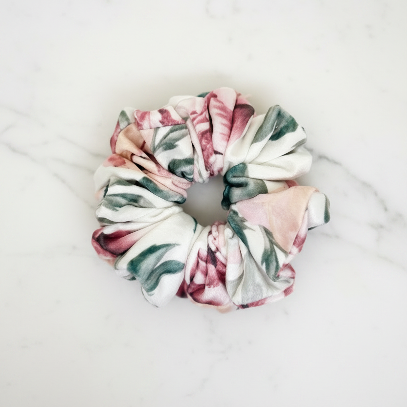 Velvet Scrunchie – Secret Garden 🌷