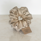 Velvet Scrunchie – Biscuit Cream 🍪